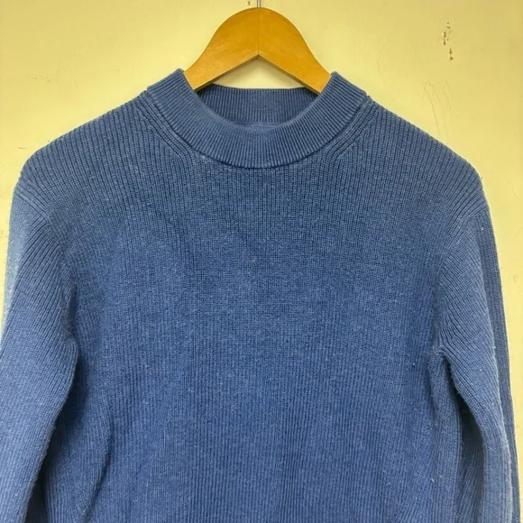 Lululemon Merino Wool-Blend Ribbed
Crewneck Sweater - Picture 4 of 11